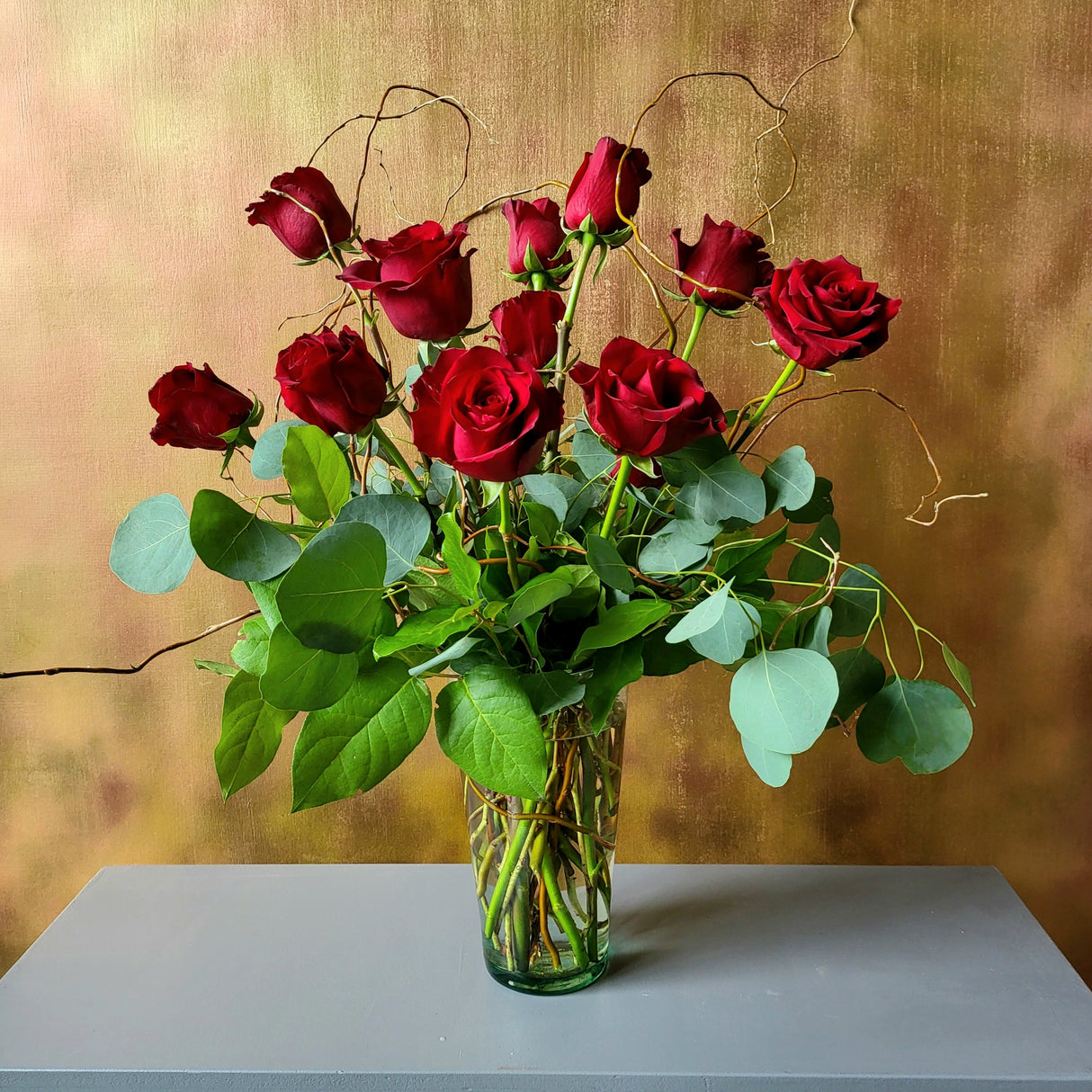 The Classic: One Dozen Roses in a Vase