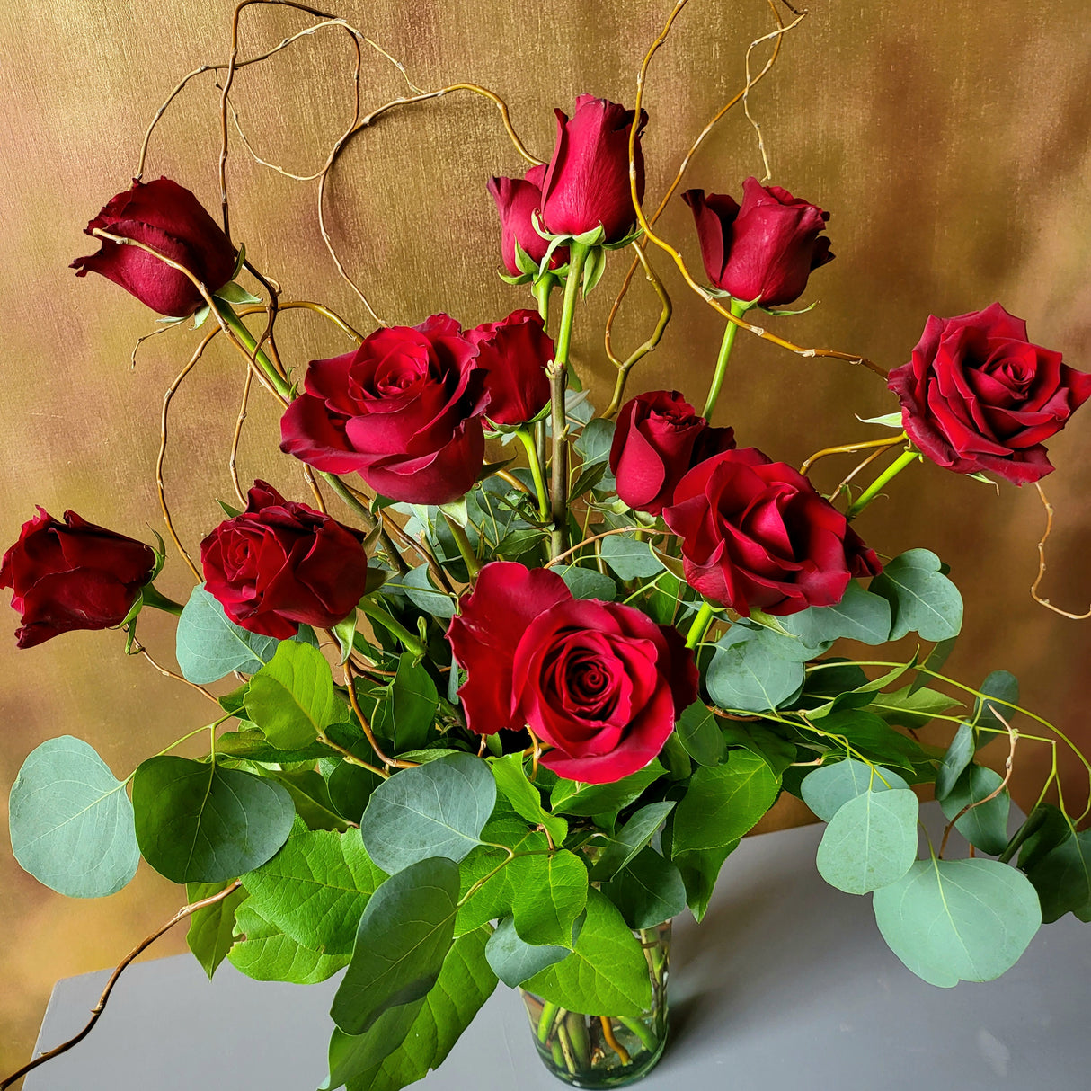 The Classic: One Dozen Roses in a Vase