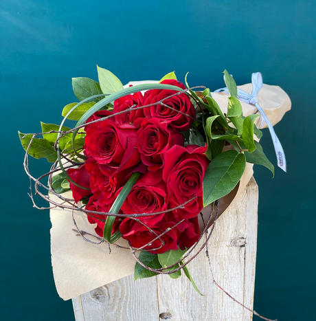 Dozen Roses: Simple Wrapped Bouquet